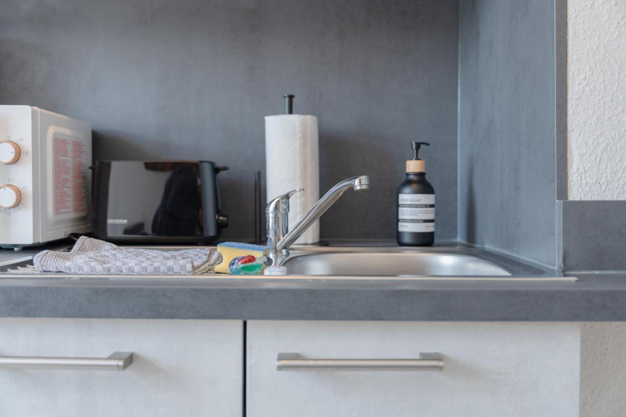 Modernes Apartment In Top Lage Komfortabel Eingerichtet Mit Arbeitsplatz Und Kueche - Geibelsuite Ганновер Экстерьер фото
